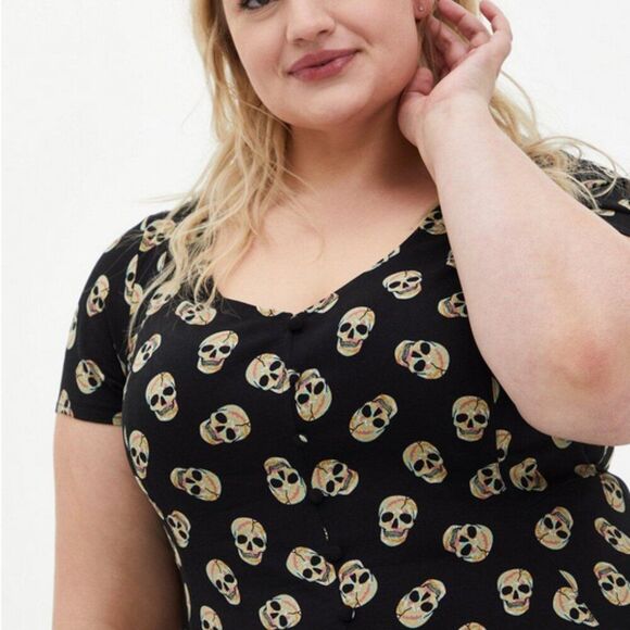 NWT Torrid Skull Print Black Dress - Picture 2 of 9